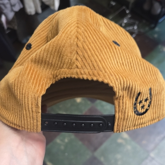 Tennessee Stud Corduroy Cap - Picture 3 of 4